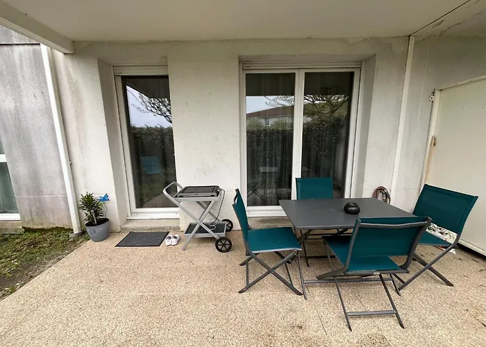 Cosy Au Calme Avec Jardin Et Parking Apartamento